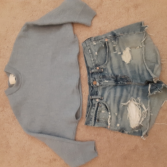 Aritzia wilfred crop top and Ralph Lauren shorts